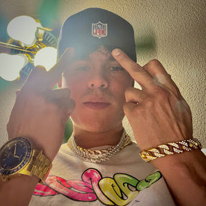 Meet your Posher, Armando